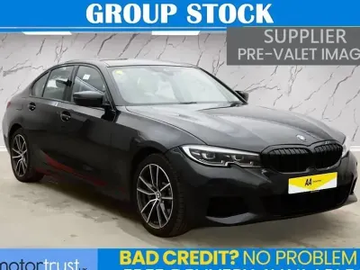 Begagnad BMW 330e Sport Line 292 HK (214 kW) 2020 Svart Sedan