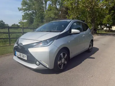 Usado Toyota Aygo X-clusiv 2018 Prateado Citadino
