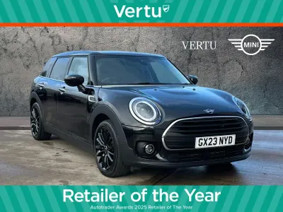 Begagnad Mini Cooper Clubman Classic 136 HK (100 kW) 2022 Svart Kombi