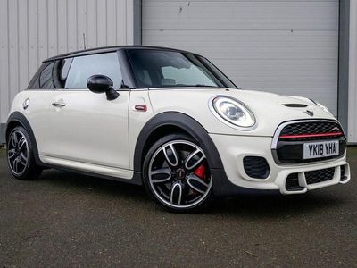 Used Mini John Cooper Works Hatch 231 HP (169 kW) 2018 White Hatchback
