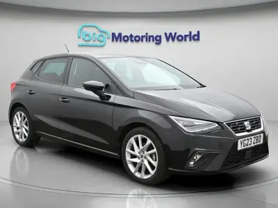 Używany Seat Ibiza FR 110 KM (80 kW) 2023 Czarny Hatchback