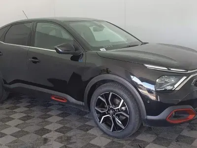 Used Citroën e-C4 Shine 100 kW (136 HP) 2022 Black Hatchback