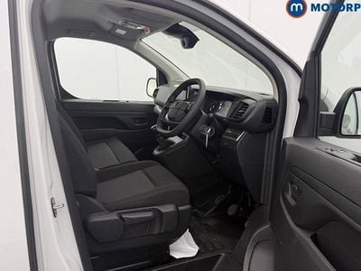 Used Peugeot Expert 145 HP (106 kW) 2025 Van