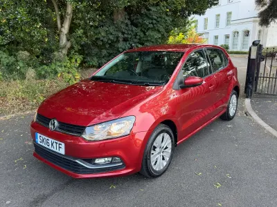 Used VW Polo SE 90 HP (66 kW) 2016 Red Hatchback
