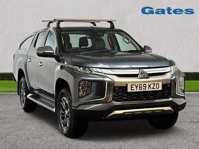 Used Mitsubishi L200 150 HP (110 kW) 2019 Grey Pickup