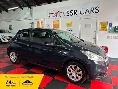 Used Peugeot 208 Access 68 HP (50 kW) 2016 Grey Hatchback