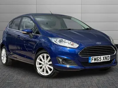 Używany Ford Fiesta Titanium 100 KM (73 kW) 2016 Niebieski Hatchback