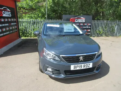 Begagnad Peugeot 308 Active 2019 Grå Halvkombi