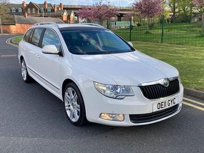 Used Skoda Superb Elegance 170 HP (125 kW) 2011 White Estate