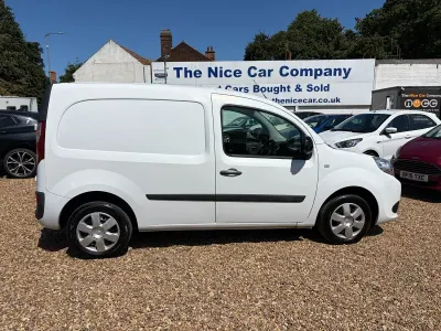 Used Renault Kangoo Business 2018 White MPV