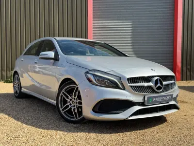 Begagnad Mercedes A180 AMG Line Premium 2018 Silver Halvkombi