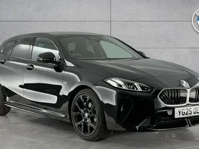 Używany BMW 120 M Sport 168 KM (123 kW) 2025 Czarny Hatchback