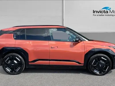 Used Kia EV3 GT-Line S 147 kW (201 HP) 2025 Orange SUV