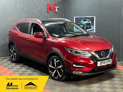Used Nissan Qashqai Tekna 140 HP (102 kW) 2019 Red SUV