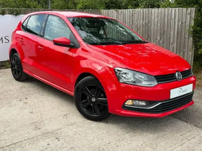 Used VW Polo Edition 60 HP (44 kW) 2017 Red Hatchback
