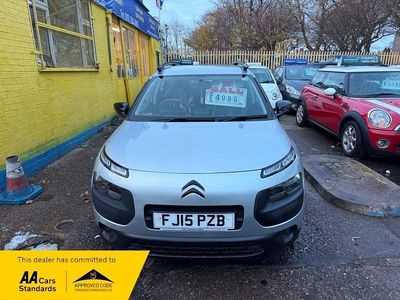 Usado Citroën C4 Cactus Feel 100 HP (73 kW) 2015 Prateado Citadino