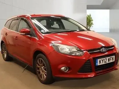 Used Ford Focus Titanium 125 HP (91 kW) 2012 Red Estate