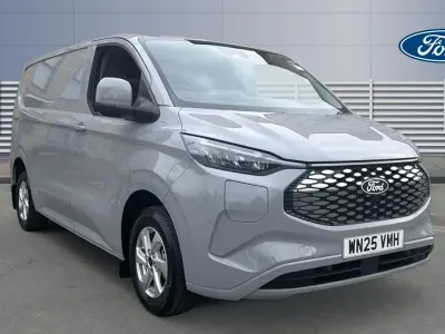 Usado Ford Transit Limited 100 kW (136 HP) 2025 Van
