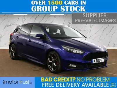 Usado Ford Focus ST 250 HP (183 kW) 2015 Azul Citadino