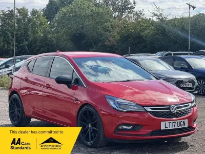 Used Vauxhall Astra SRi 2017 Red Hatchback