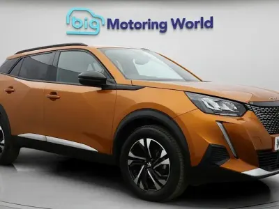 Used Peugeot 2008 Allure+ 101 HP (74 kW) 2023 Orange SUV