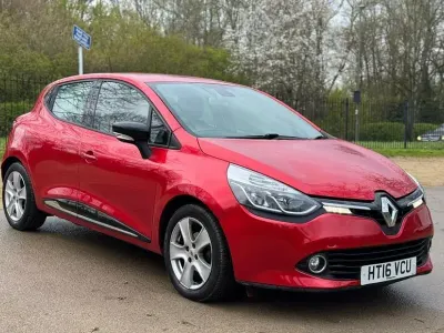 Used Renault Clio Dynamique 75 HP (55 kW) 2016 Red Hatchback