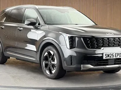 Used Kia Sorento 261 HP (191 kW) 2025 Grey SUV