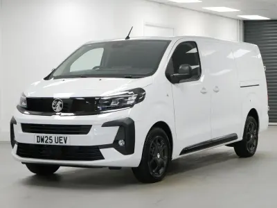 New Vauxhall Vivaro 120 HP (88 kW) 2025 White MPV
