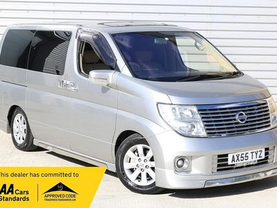 Used Nissan Elgrand 2006 Silver MPV