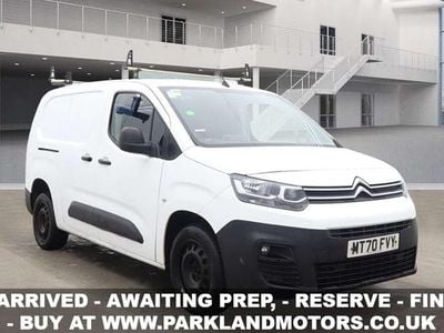Used Citroën Berlingo 100 HP (73 kW) 2020 White MPV