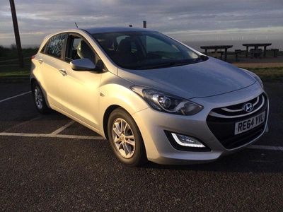 Second-hand Hyundai i30 Active 120 CP (88 kW) 2014 Argintiu Hatchback