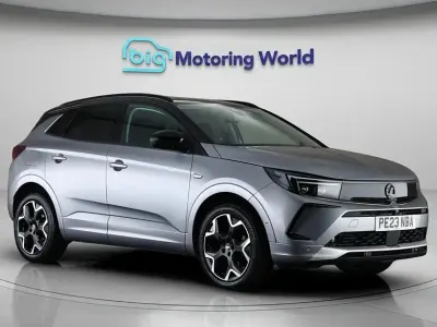 Używany Vauxhall Grandland X Ultimate 130 KM (95 kW) 2023 Szary SUV