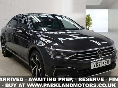 Usado VW Passat Advance 218 HP (160 kW) 2021 Cinzento Sedan