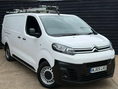 Used Citroën Dispatch 100 HP (73 kW) 2019 White MPV