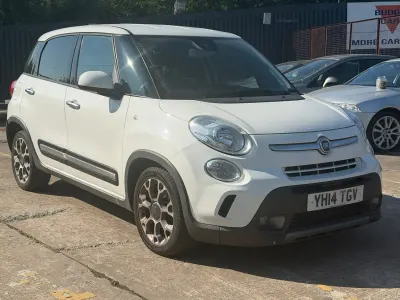 Used Fiat 500L Trekking 85 HP (62 kW) 2014 White MPV