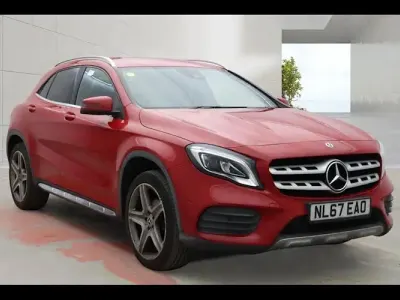 Begagnad Mercedes GLA200 AMG Line Premium 156 HK (114 kW) 2019 SUV