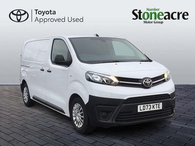 White Used 2023 Toyota Proace MPV | £17,000 (Expensive)
