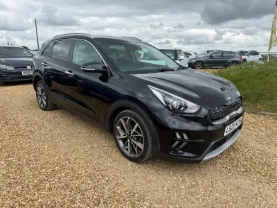 Second-hand Kia Niro 139 CP (102 kW) 2020 Negru SUV