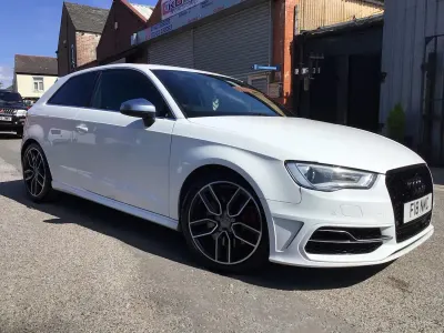 Used Audi S3 Sportback Sport 300 HP (220 kW) 2015 White Hatchback