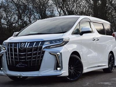 Used Toyota Alphard Executive 2024 White MPV