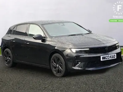 Używany Vauxhall Astra 130 KM (95 kW) 2023 Czarny Hatchback