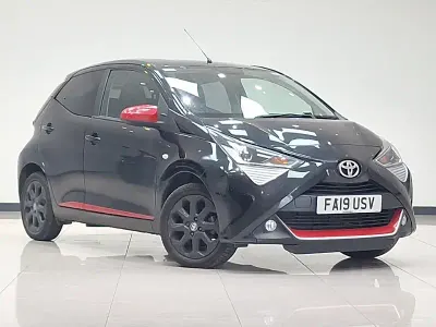 Used Toyota Aygo Trend 72 HP (52 kW) 2019 Black Hatchback