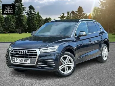Used Audi Q5 S-Line 190 HP (139 kW) 2020 Blue SUV