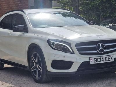 Mercedes GLA220