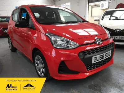 Used Hyundai i10 SE 67 HP (49 kW) 2018 Red Hatchback