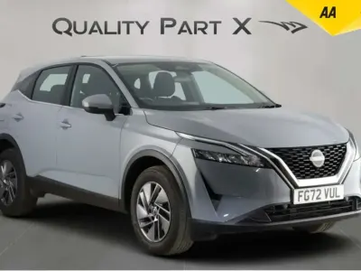 Używany Nissan Qashqai Acenta Premium 2022 Szary SUV