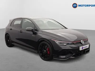 Begagnad VW Golf VIII GTI Clubsport 2024 Svart Halvkombi