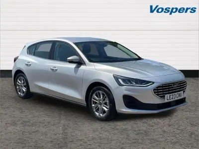 Used Ford Focus Titanium 123 HP (90 kW) 2023 Silver Hatchback