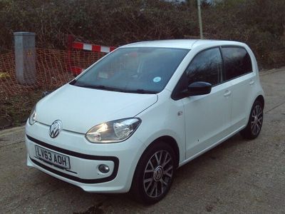 used VW up! up! 1.0 Groove5dr White 52k Miles Years MOT Warranty