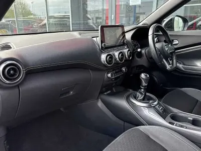 Używany Nissan Kiiro 112 KM (82 kW) 2022 Szary SUV